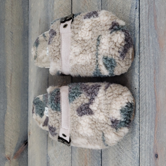 Vintage Havana Women's Ricky Camo Cozy Sherpa Mules Clogs Slippers - Picture 5 of 9